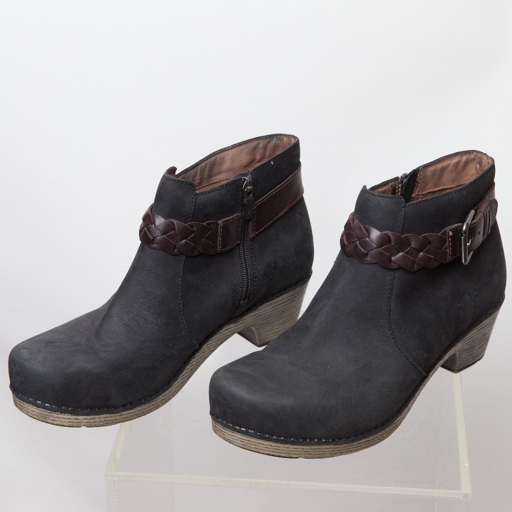 Dansko Heeled Booties Size 42/12